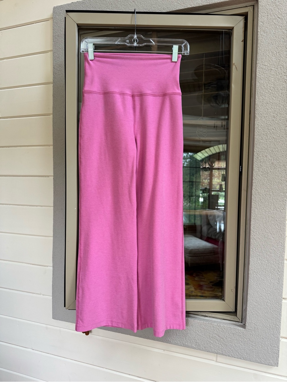 Beyond Yoga Stretch Wide-Leg High Rise Pants in Bright Pink